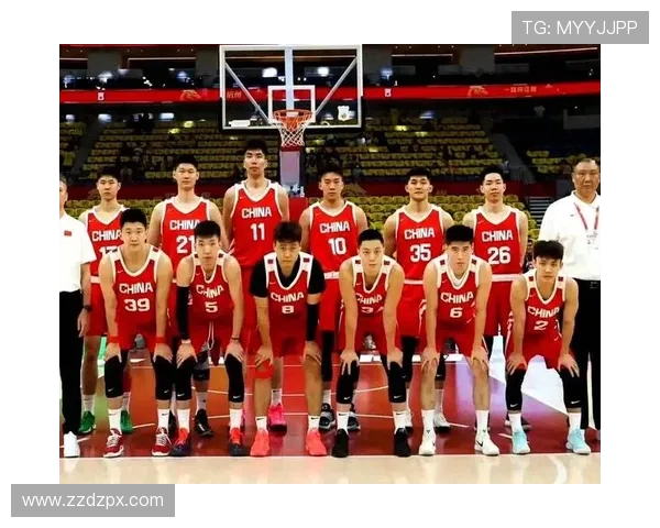 中国男篮迎战世界强队 新阵容亮相备战2024奥运会预选赛