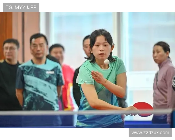 中国网球新星张颖双打夺冠 打破历史纪录成国际赛事焦点