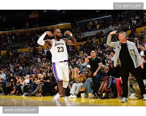 湖人队交易传闻不断 詹姆斯与浓眉能否联手再冲总冠军